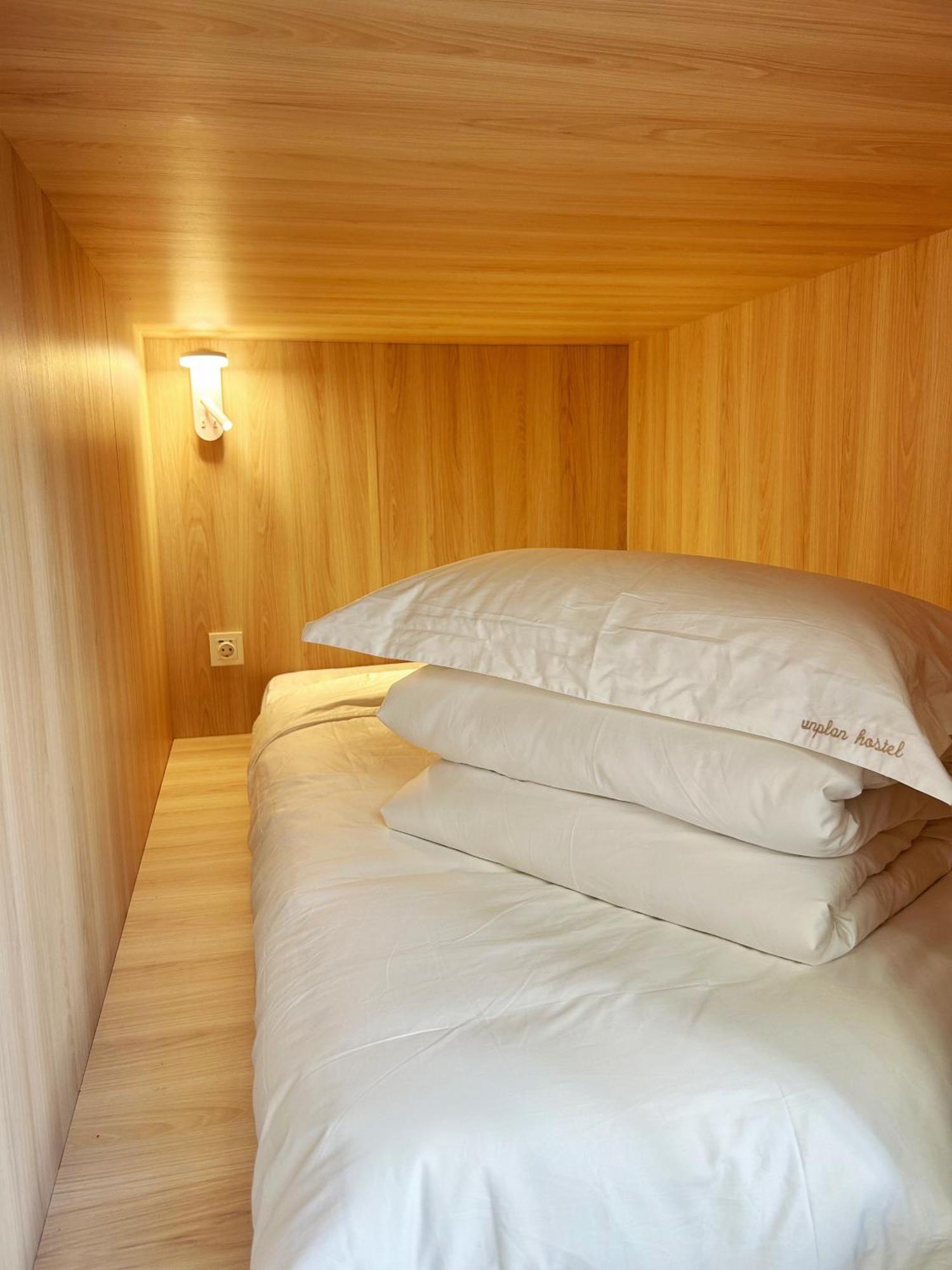 Unplan Hostel Madrid Kültér fotó